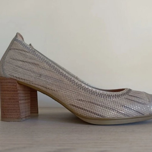 Hispanitas women's shoes made of genuine leather like new, gray and silver, size 40