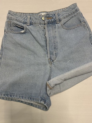 Zara denim shorts size 34 new, high waist