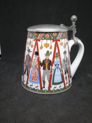 Vintage Elisabeth Liegl porcelain beer mug like new with metal lid