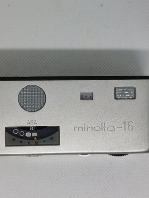 Minolta-16 Model P camera used with case and box