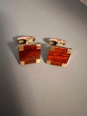 Cufflinks new