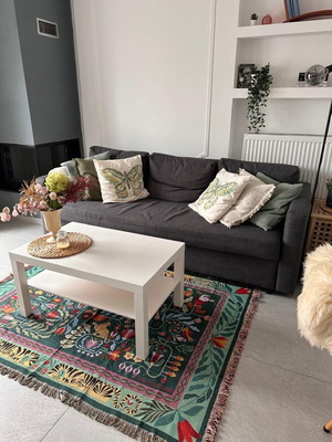 Carpet like new, reversible with stopper, bright colors