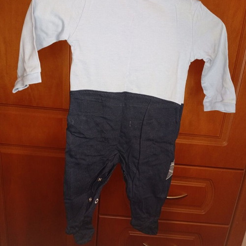 Baby bodysuit set for up to 3 months, like new, 3 pieces
