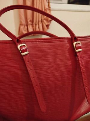 Τσάντα Guess