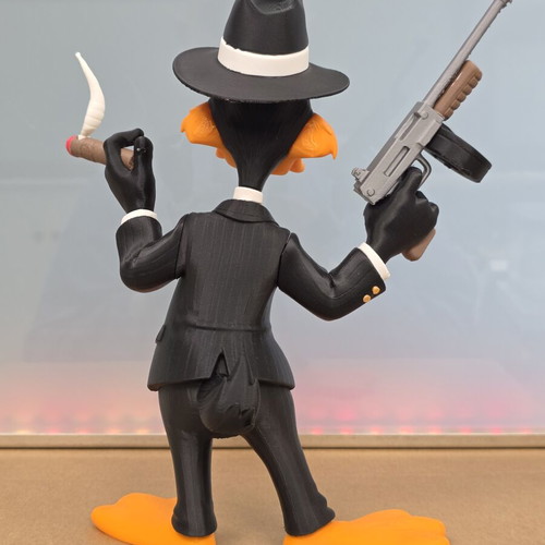 Duffy Duck gangster figure like new, 26 cm