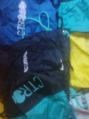 Drawstring bags in excellent condition, pack of 10, various colors