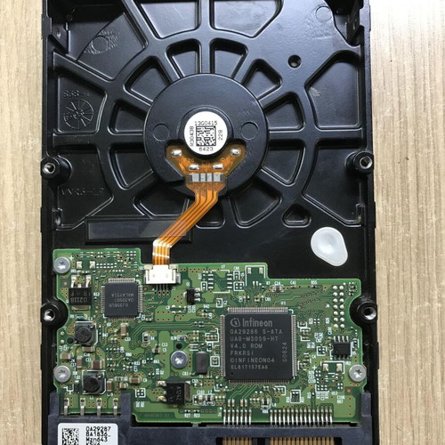 Hitachi HDD 80GB SATA HDS728080PLA380 used