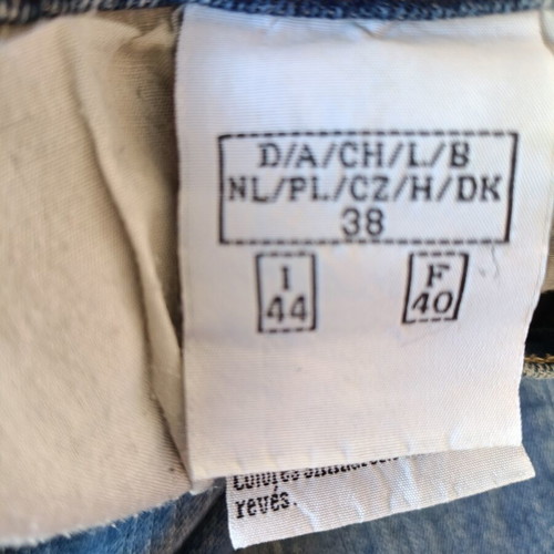 Vintage women's denim capri jeans M 38 10 like new Y2K style