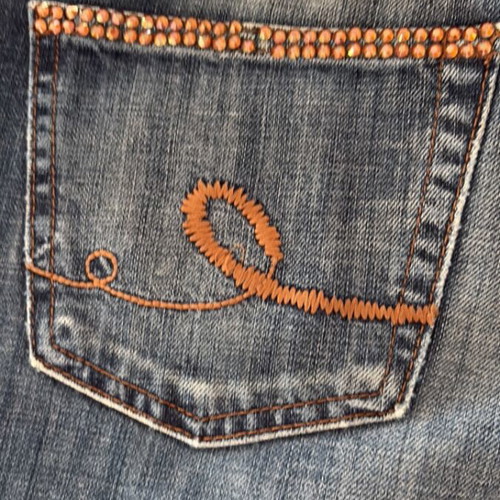 Seven Jeans with rhinestones on back like new, size 40, blue