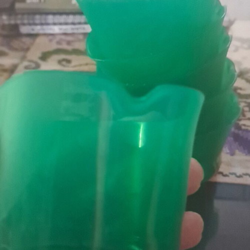 Special Drinking Cups like new, set of 6 for swallowing difficulties