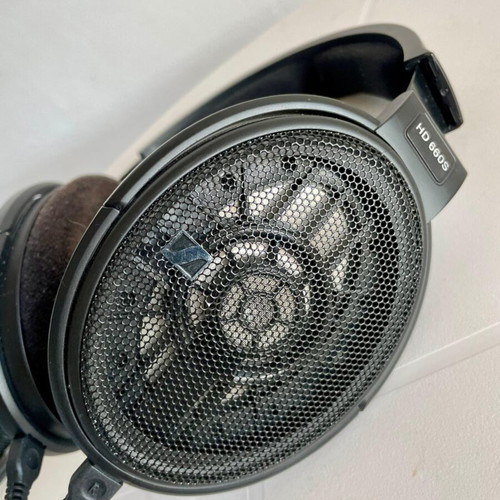 Sennheiser HD660s Open Headphone Like New, Wired, 150 Ohms