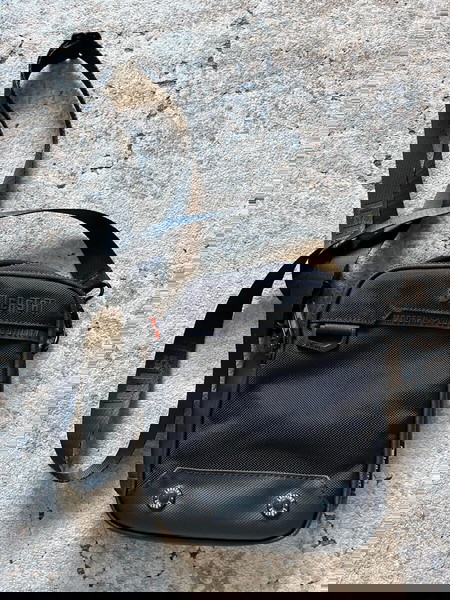 Ανδρικό τσαντάκι Leastat