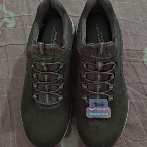 Skechers women's athletic shoes, size 37.5, grey