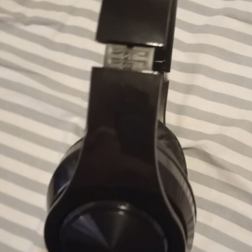 Headsets Bluetooth slightly used