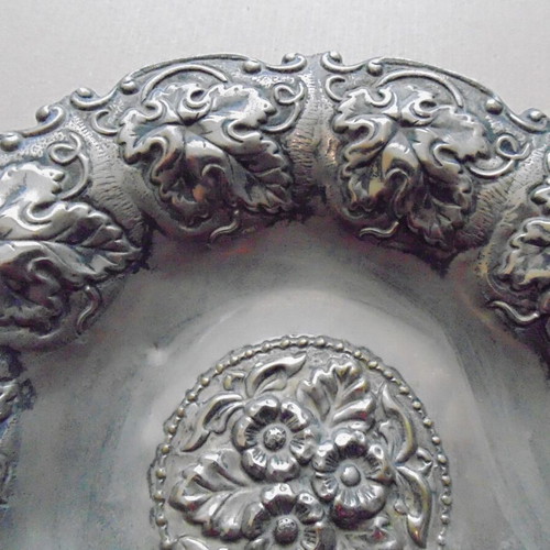 Vintage silver-plated Clarté centerpiece used with embossed decoration