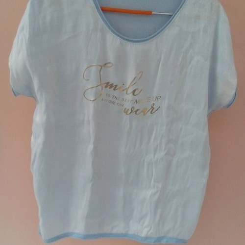 Women’s blouse new, size large