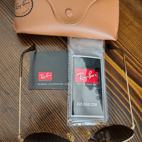 Ray-Ban Aviator sunglasses brown with gold frame unisex