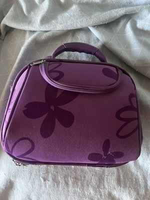 Make up travel bag A To Z Greek purple like new without strap