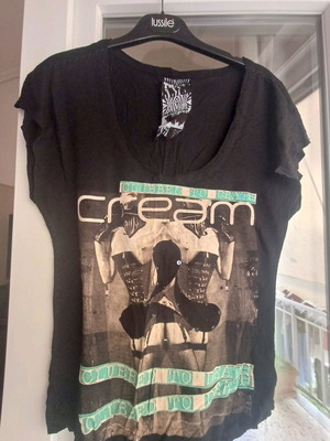 Religion T Shirt like new, size S, black