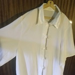 Women's short sleeve shirt like new, white and beige, size XL