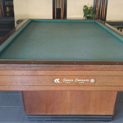 French heated billiard table used, Soren Sogaard, 2.8m x 1.5m
