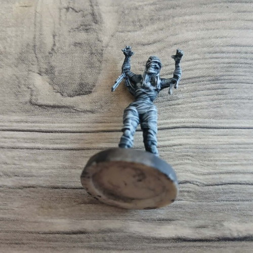HeroQuest Mummy Zenithal Primed miniature