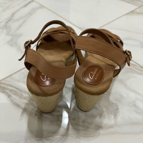 Clarks flatforms tan size 37 like new, anatomical