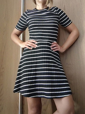 H&M DIVIDED short striped dress, elastic waist, size XS 34