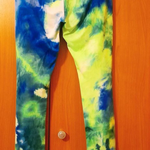 Sports leggings multicolored like new, size M-L
