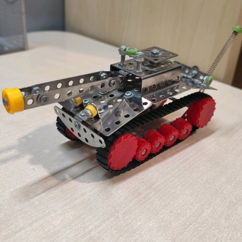 Model tank used, metal