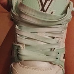 Louis Vuitton Trainer Sneakers mint green and white, like new, size 39