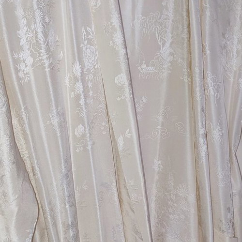 Vintage home robe 100% Chinese silk new, size M, ivory