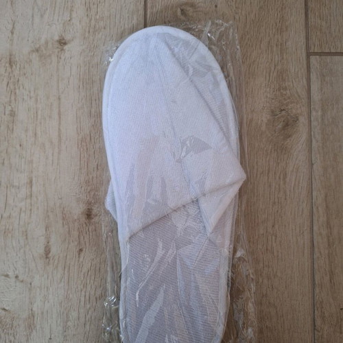 House slippers new, white