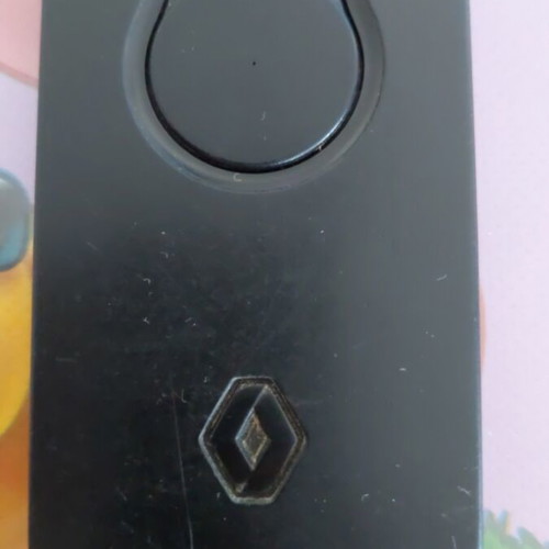Renault key used for spare parts
