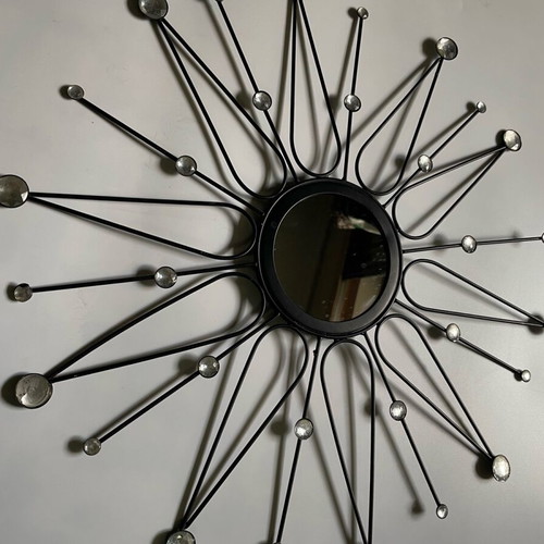 Decorative wall art used, black metal star frame with mirror