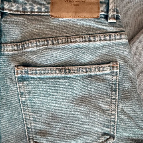Vero Moda sweater size S like new, blue