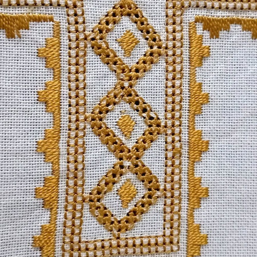 Cross embroidery new with karsaniki stitch on etamine fabric