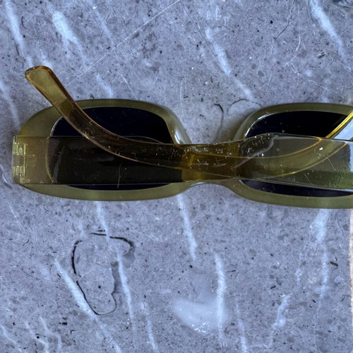 Sunglasses used, various brown and green colors