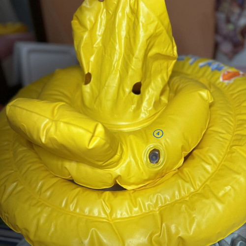 Inflatable Pool Seat for Children, Yellow
