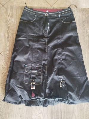 Mat midi women's skirt like new, black with silver seams