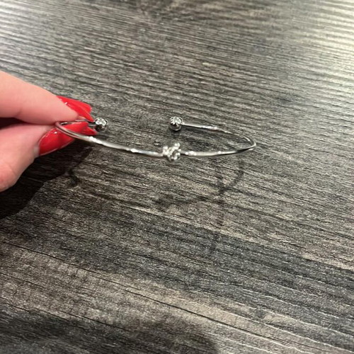 Silver bracelet like new in excellent condition