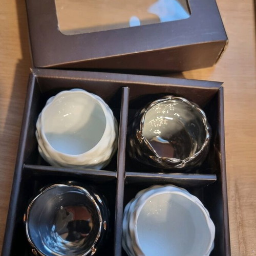 Set of 4 pinecone-shaped decorative tealight holders SIA new