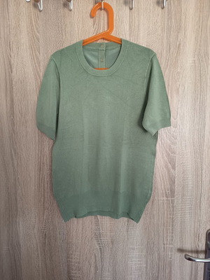 Zara blouse size S like new, green