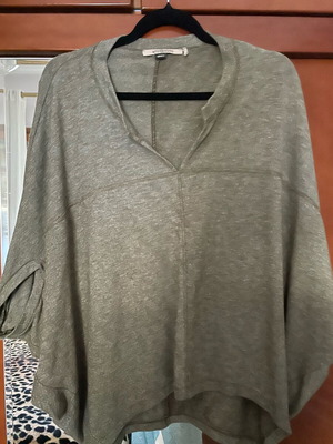 Attrattivo women's khaki blouse like new, size S