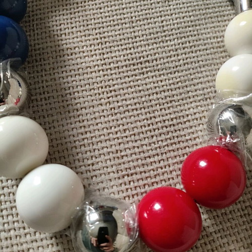 D&G necklace with steel and ceramic balls in new condition