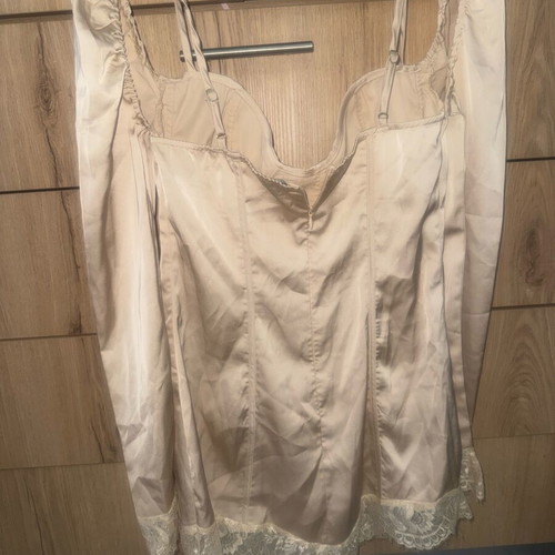 Pretty Little Thing sexy nude dress new, size S 36 8, beige