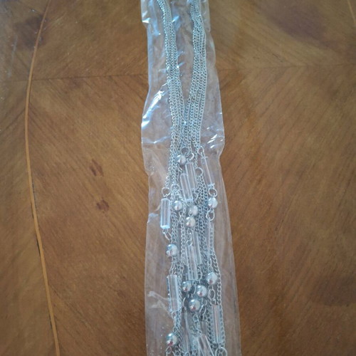 Long Fo Necklace with Four Strands new, unworn