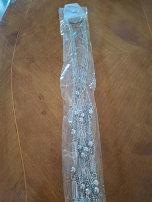 Long Fo Necklace with Four Strands new, unworn