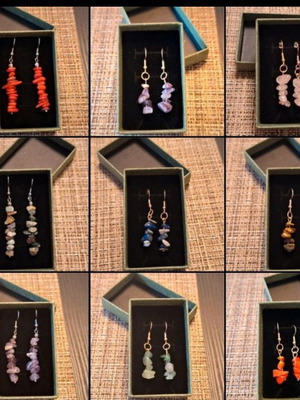Dangling earrings with stones new, multicolored