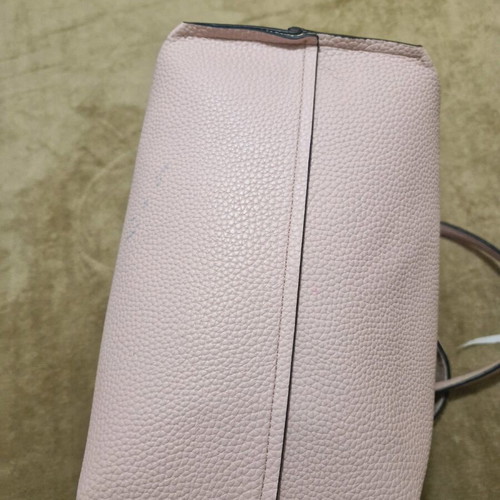 Guess shoulder bag used pink reversible